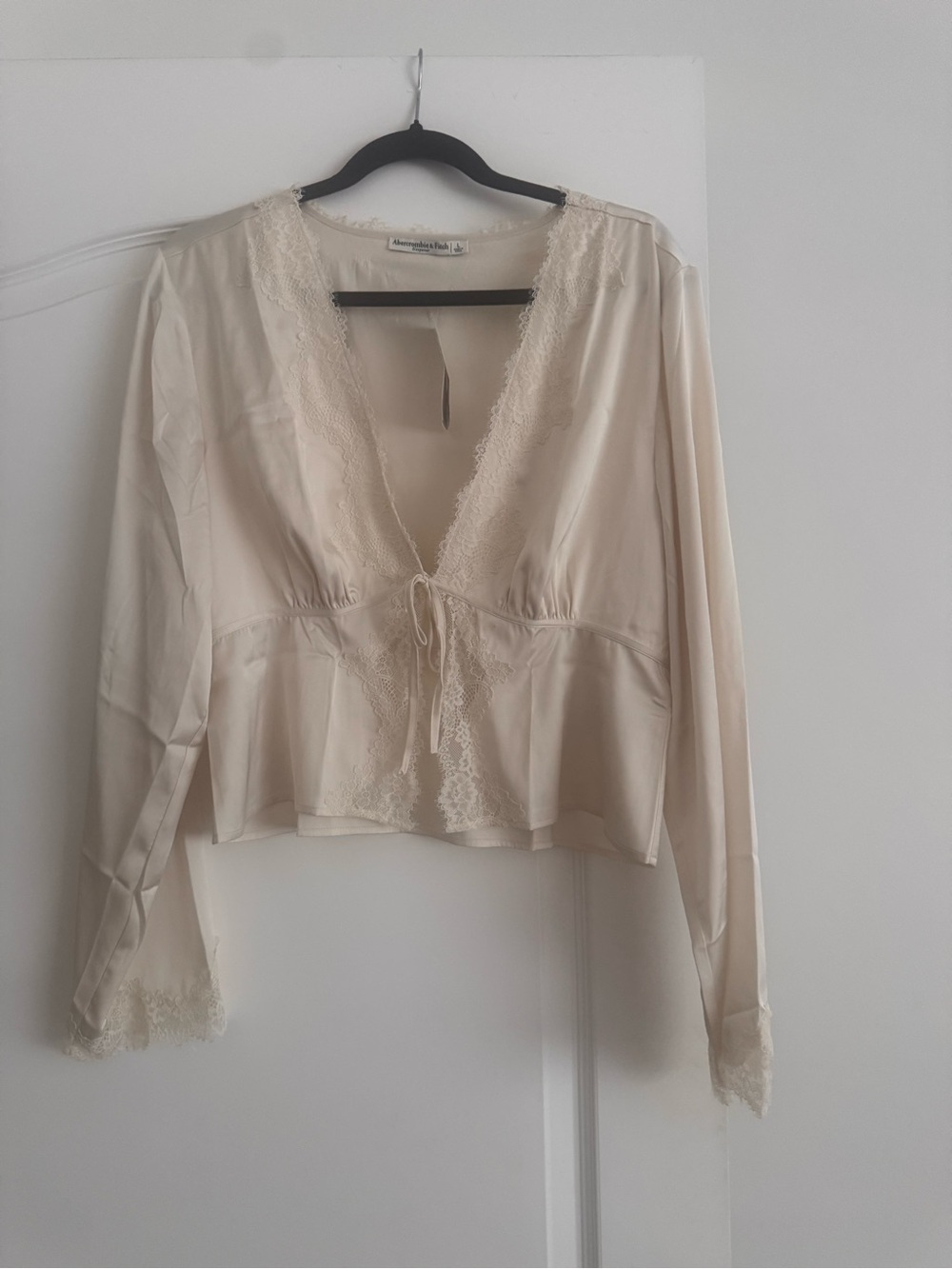 Abercrombie & Fitch Cream Lace-Trim Tie-Front Blouse
